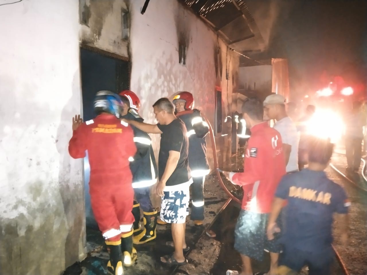 Kebakaran di Jalan D.I.Panjaitan No.67